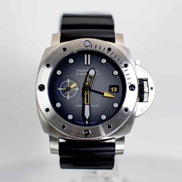 PANERAI 	SUBMERSIBLE GMT NAVY SEALS